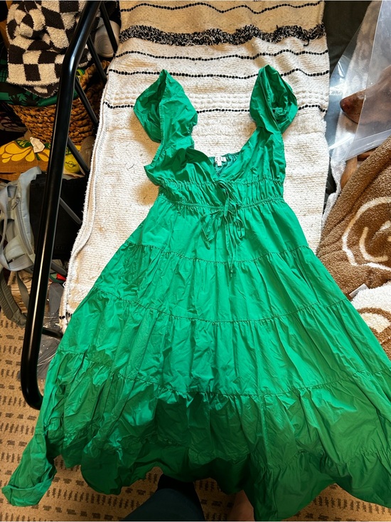 TCEC Dresses & Skirts - TCEC Emerald Green Tiered Maxi Dress with Puff Sleeves